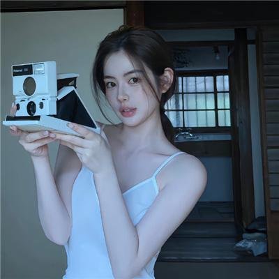 提剑映桃花